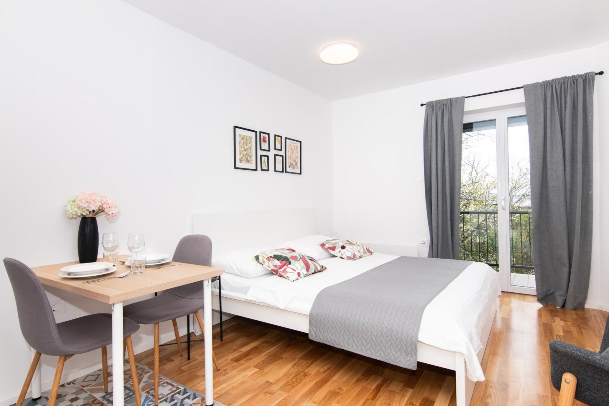 Forgotten Garden Apartments Порторож Екстер'єр фото